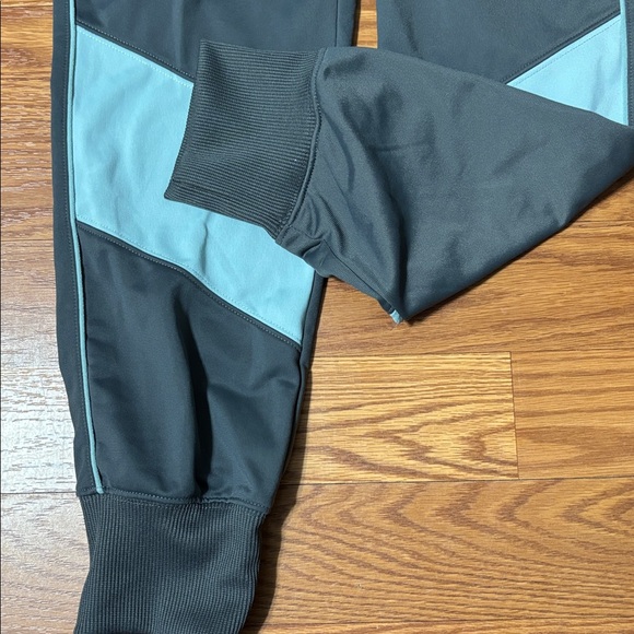 Nike Kids Teal and Light Blue Joggers - Picture 2 of 6